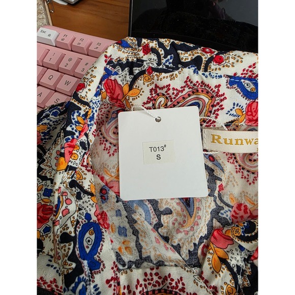 Runway Paris Womens Paisley Floral Cotton 3/4 Sleeve Henley Top Western Office - Picture 7 of 12